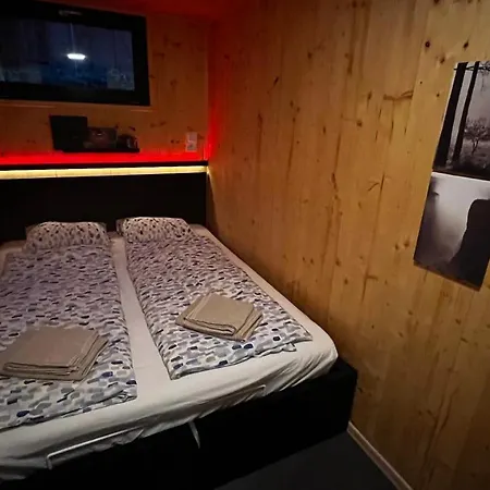 Tiny House Baraczek Brno-jundrov, Ulice Veslarska *