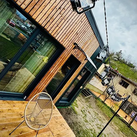 Tiny House Baraczek Brno-jundrov, Ulice Veslarska Lägenhet